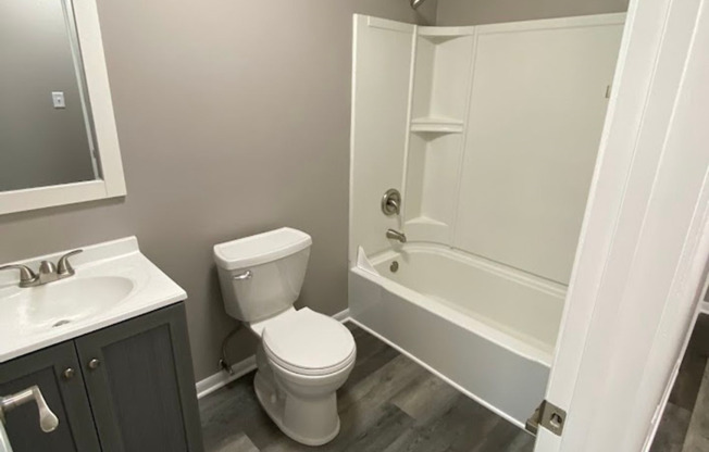 1 bed, 1 bath, 625 sqft, $1,425, Unit F 4349-03