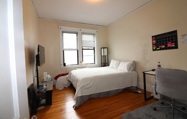 122 Babcock St