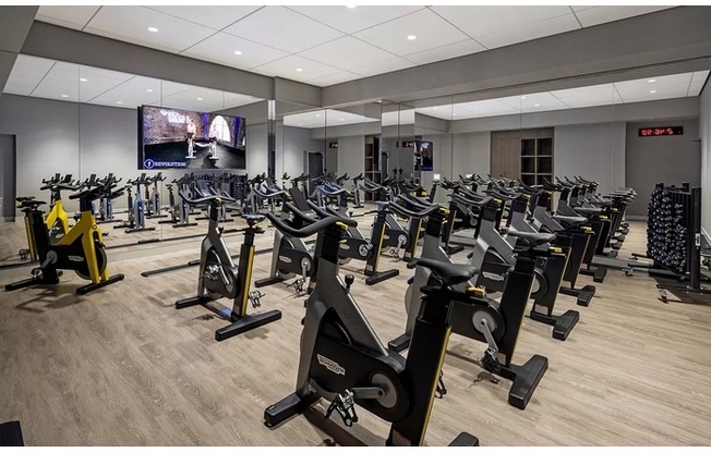 2 beds, 2 baths, 1,123 sqft, $8,450, Unit 25M