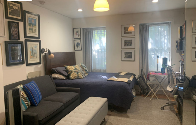 Studio, 1 bath, 425 sqft, $2,050, Unit 1A