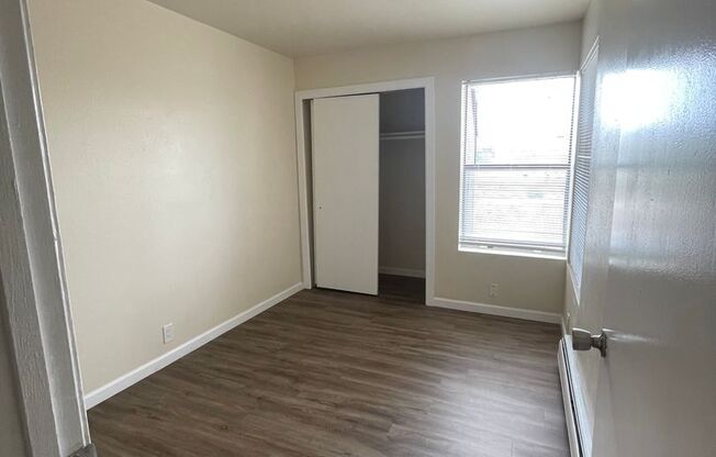 2 beds, 1 bath, 790 sqft, $950, Unit I218