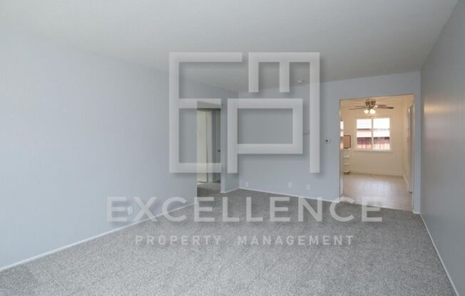 2/1 Duplex with Step Down Office, 1 Car Garage, AC, Private Patio