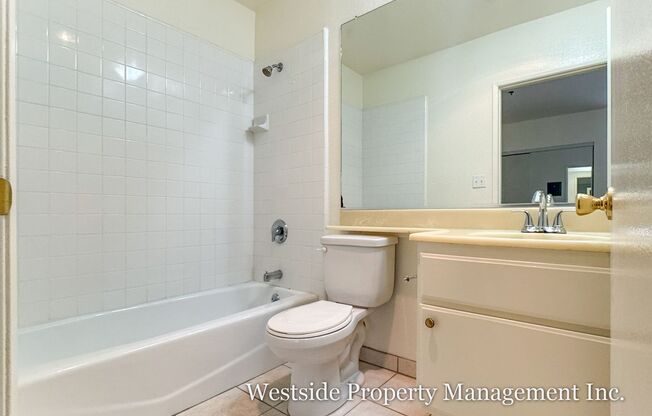 Studio, 1 bath, 350 sqft, $1,895, Unit 118