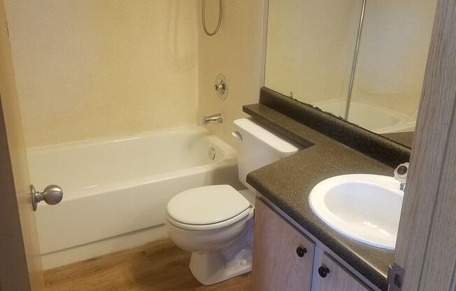 1 bed, 1 bath, 719 sqft, $1,875, Unit 106