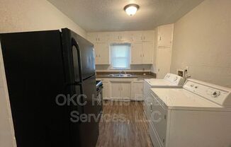 3509 1/2 S Blackwelder Ave-upstairs (1300 SW 34th St)