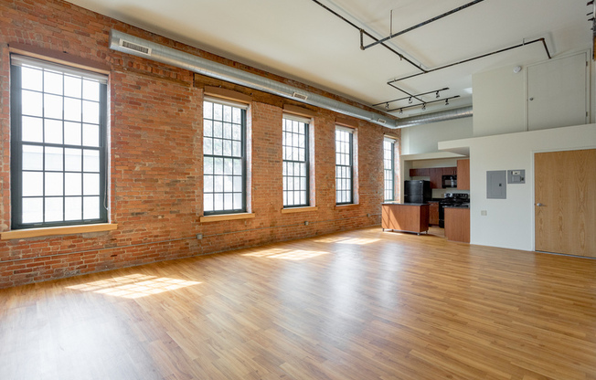 6200 Second Ave 218