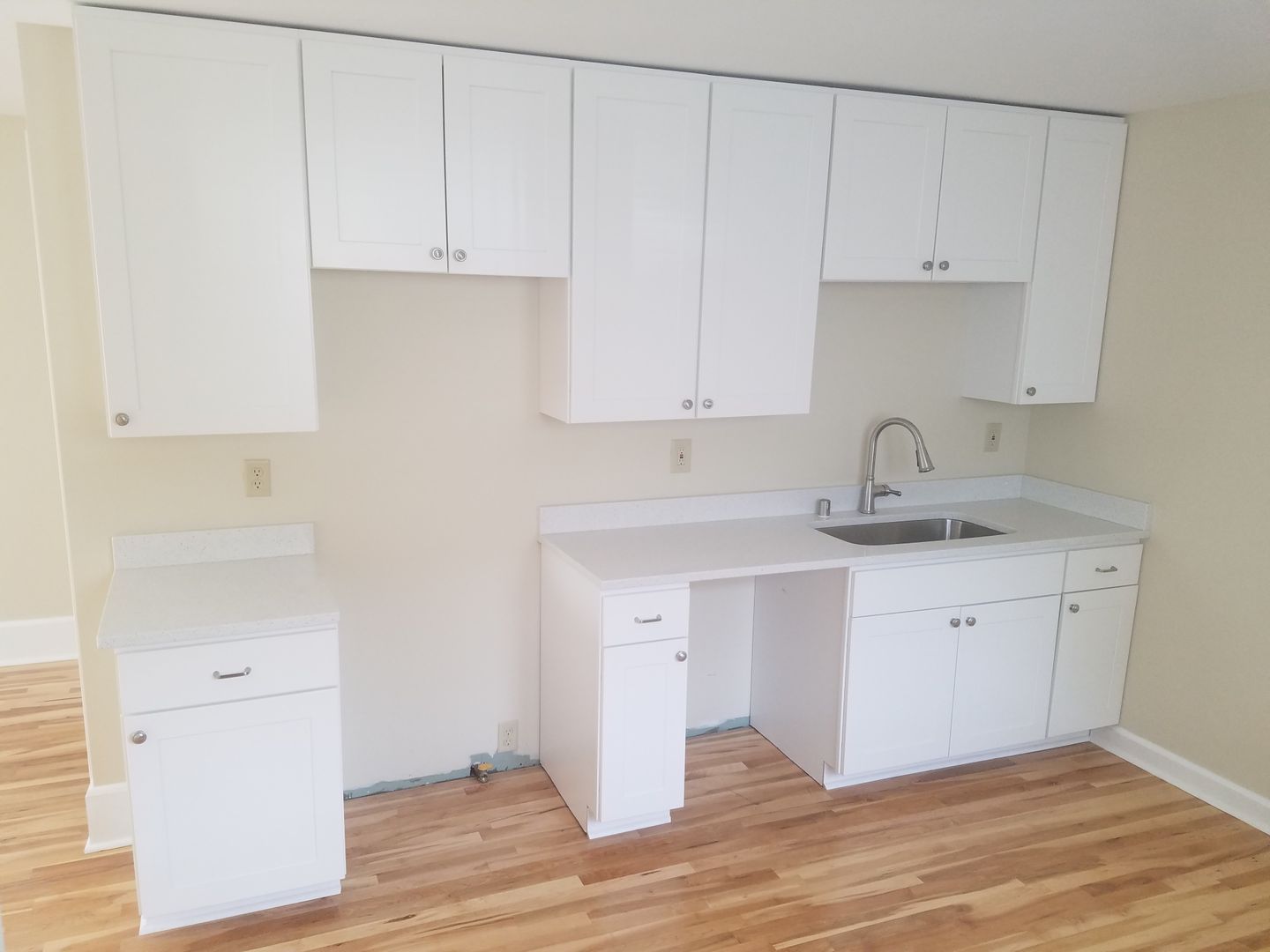 524-24A E. Wright St.