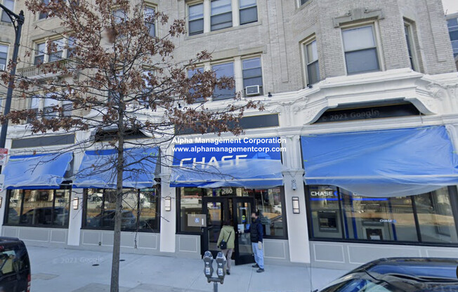 272 HUNTINGTON AVE