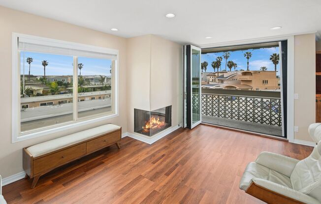 Stunning Ocean Beach Top Floor Corner Beachside Living With Ocean View AND Two Parking Spaces!