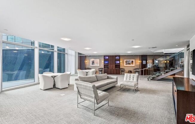 1 bed, 2 baths, 882 sqft, $4,295, Unit 619