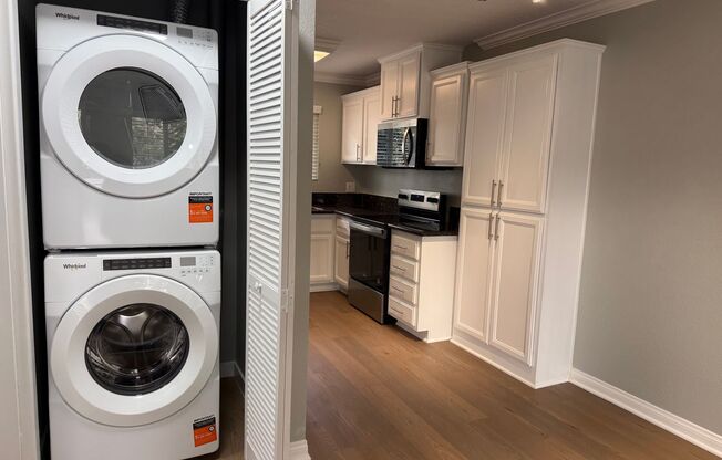 2 beds, 1 bath, 850 sqft, $2,790, Unit 785G
