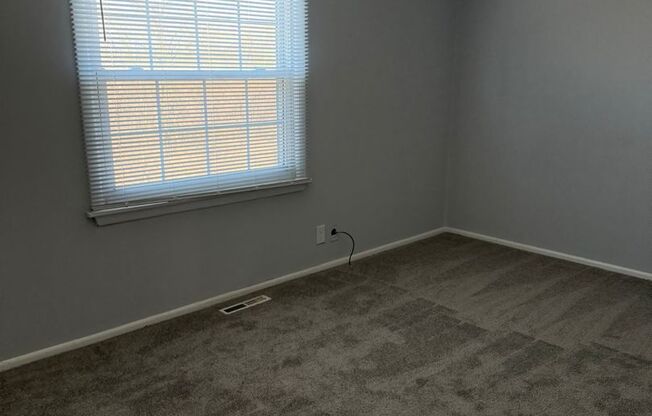 2 beds, 1 bath, 850 sqft, $1,550, Unit 119HS