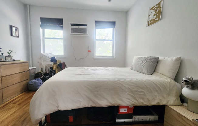 134 SKILLMAN AVE