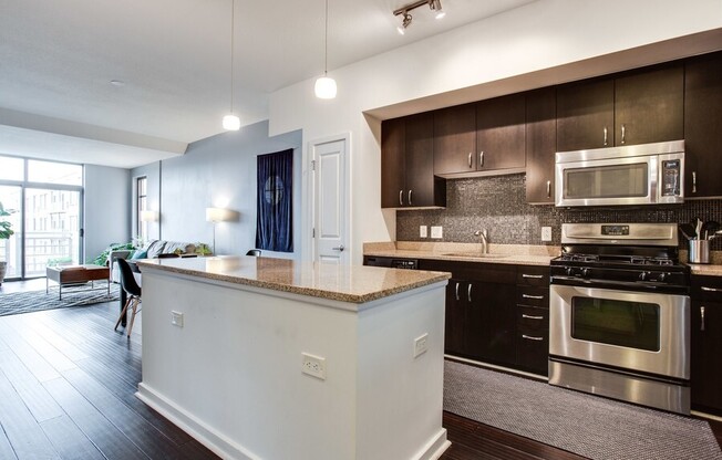 475 K St NW, Unit 1104