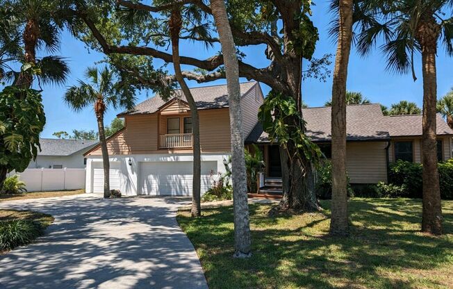 McGregor Woods  Community with Natural Surrounding Charm. Close to Sanibel.