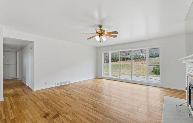 Spacious 3 Bed, 3 Bath Home Near Weber State