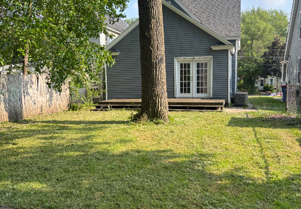 111 SWEET ST NE