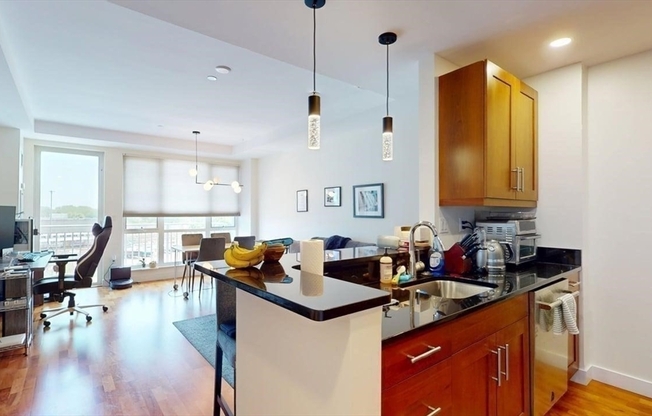 1 bed, 1 bath, 745 sqft, $3,000, Unit 506