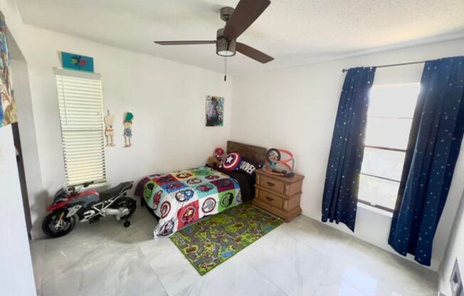 3 beds, 2 baths, $3,900