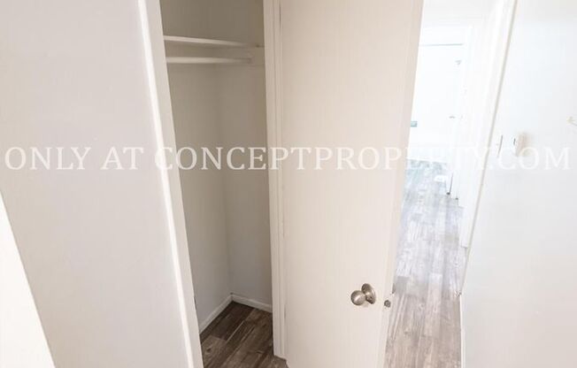 2 beds, 1 bath, 700 sqft, $1,349, Unit 27