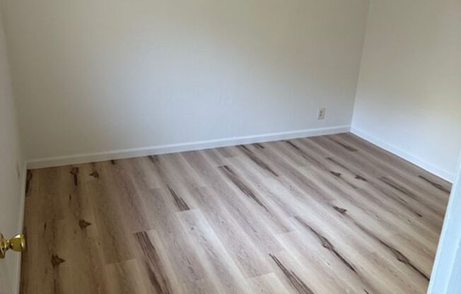 Capitola, Remodeled 1bd. 1ba. single level apartment