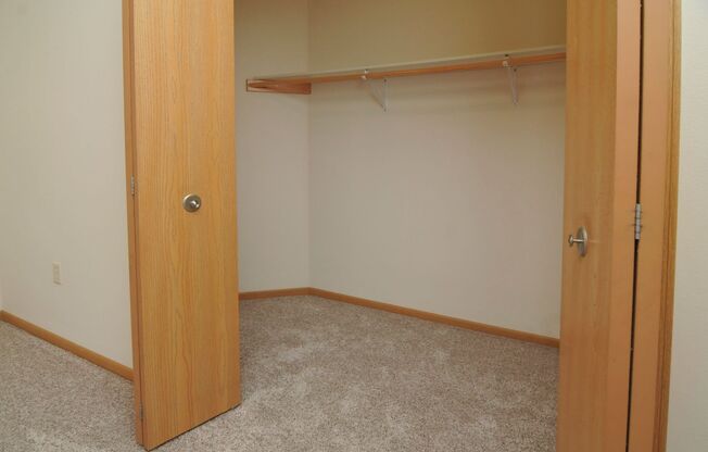1 bed, 1 bath, 810 sqft, $1,450, Unit 213