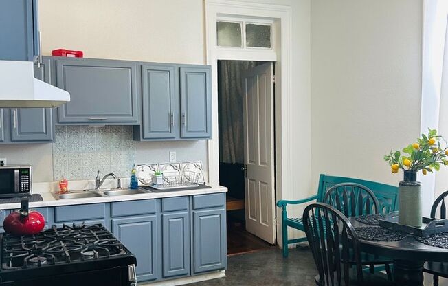 2030 Bienville St.