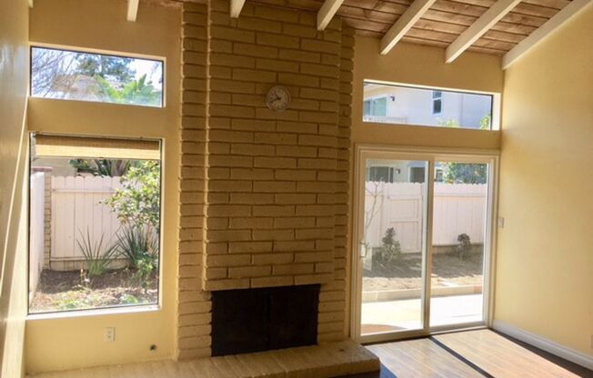 University Park Home! 4 Bedroom 2 Bath Attached Townhouse,