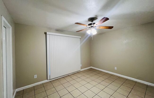1 bed, 1 bath, 600 sqft, $1,150, Unit 2-221