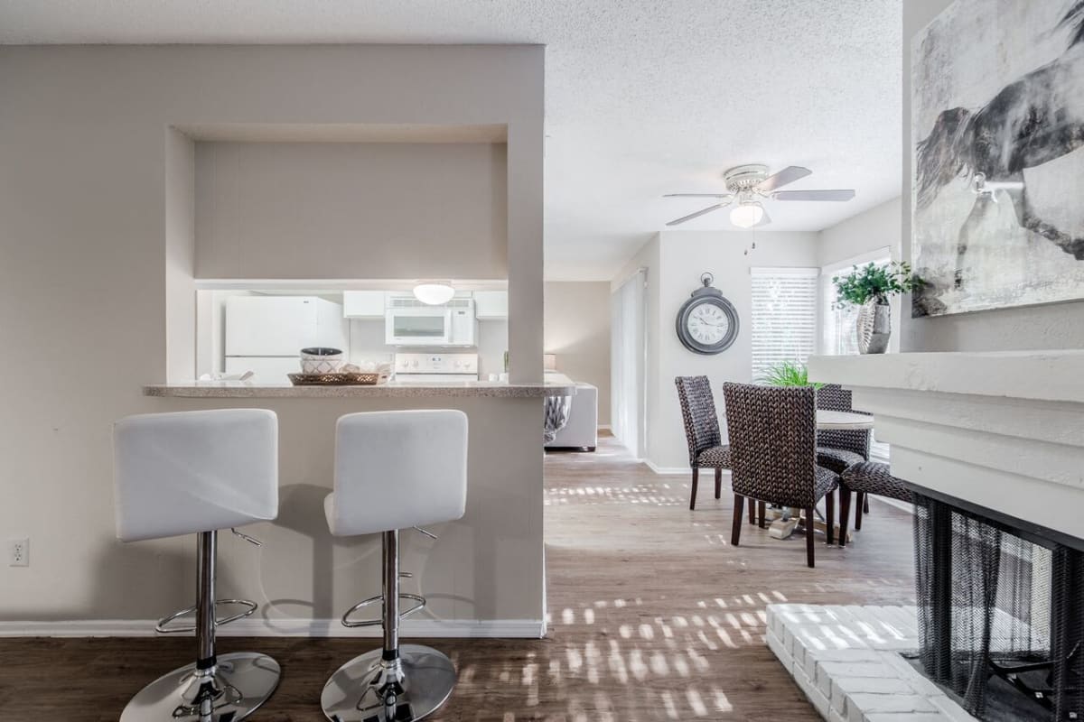 Country Square Apartments