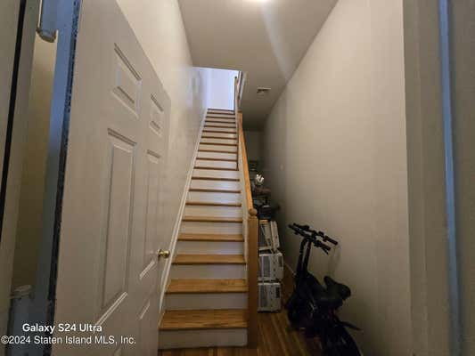 3 beds, 1 bath, 1,036 sqft, $2,650, Unit # FLOOR 2