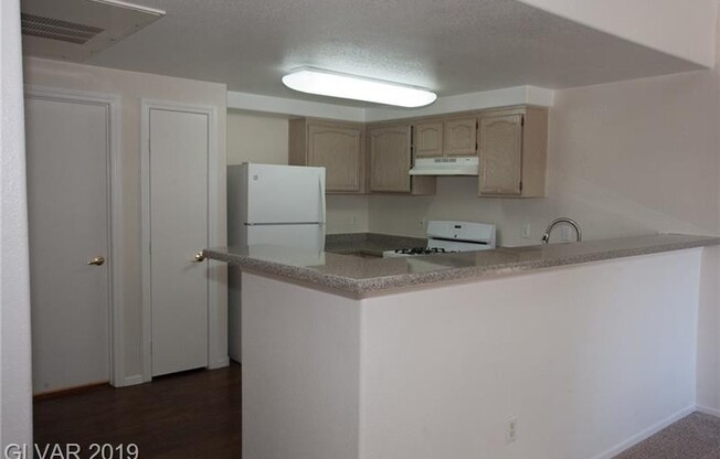 Unfurnished 2 Bd / 2 Ba Condo in a Beautiful gated Community