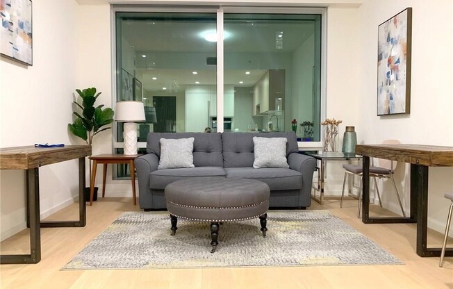 1 bed, 1 bath, 748 sqft, $3,000, Unit 1005