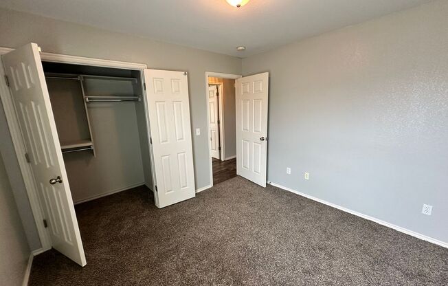 3 beds, 2 baths, $1,345