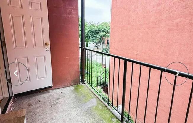 3 beds, 1 bath, $3,000, Unit 2