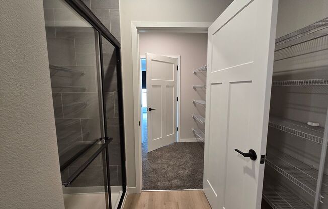 1 bed, 1 bath, 800 sqft, $1,750, Unit 8421-119