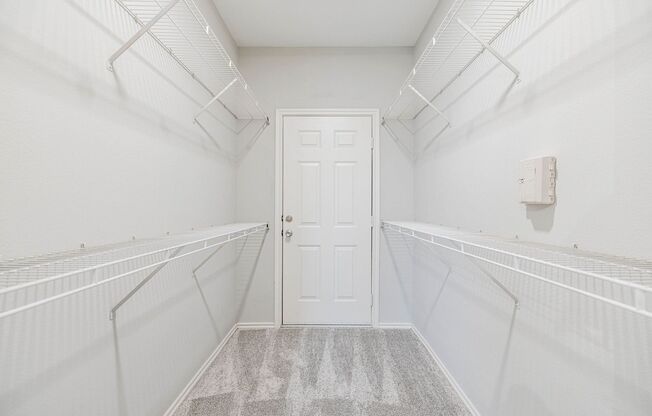 2 beds, 2 baths, 1,003 sqft, $1,827, Unit 0322
