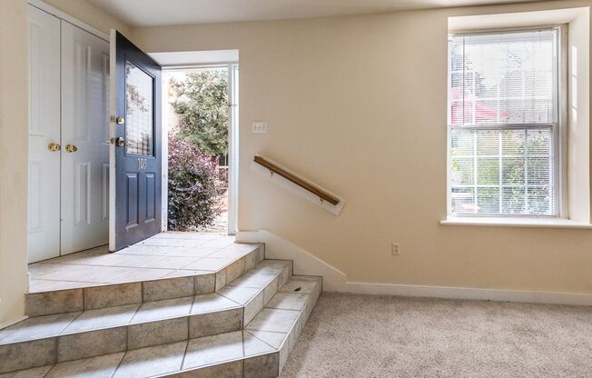 1 bed, 1 bath, 511 sqft, $1,375, Unit APT 105