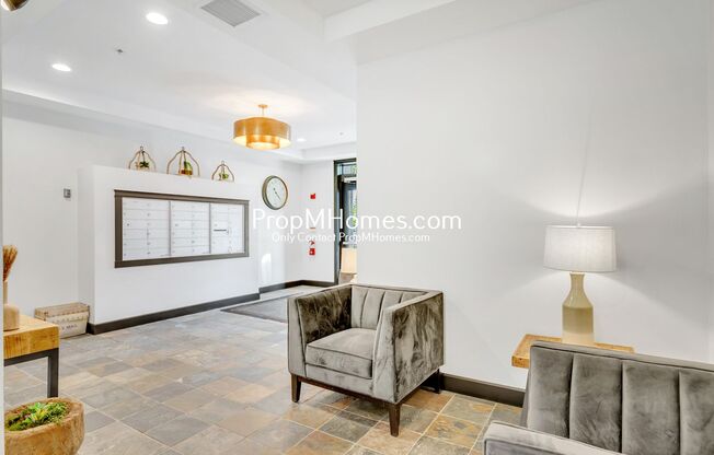 1 bed, 1 bath, $1,449, Unit 287 NE 3rd Street - 206