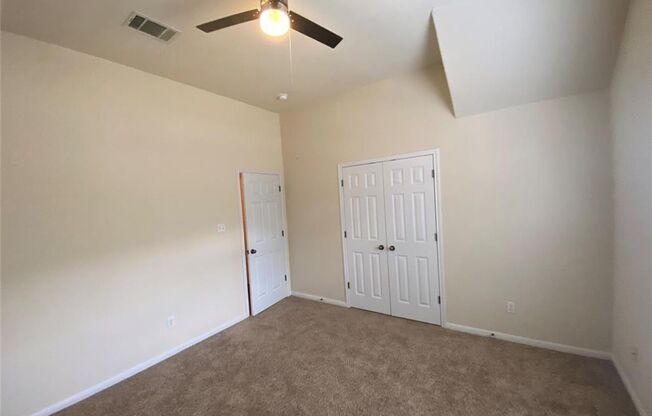 3 beds, 2 baths, $2,250