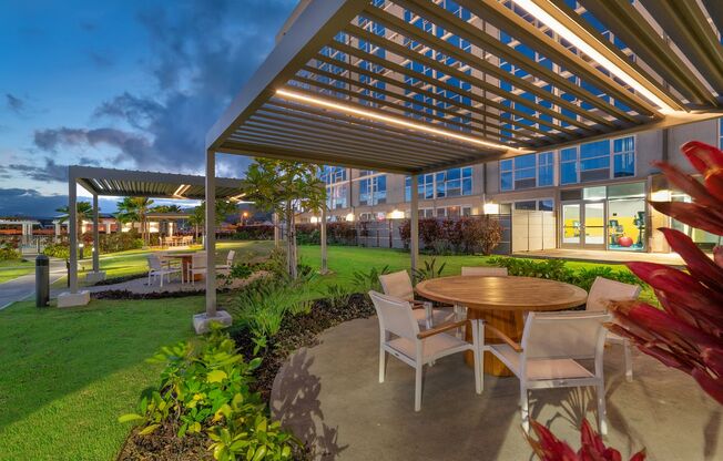 Hale Ka Lae - Hale Ka Lae, LLC (Parking and Storage)