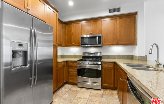 1 bed, 1 bath, 980 sqft, $2,900, Unit 314