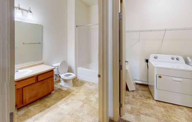 3 beds, 2 baths, 1,500 sqft, $1,495, Unit 4685-301