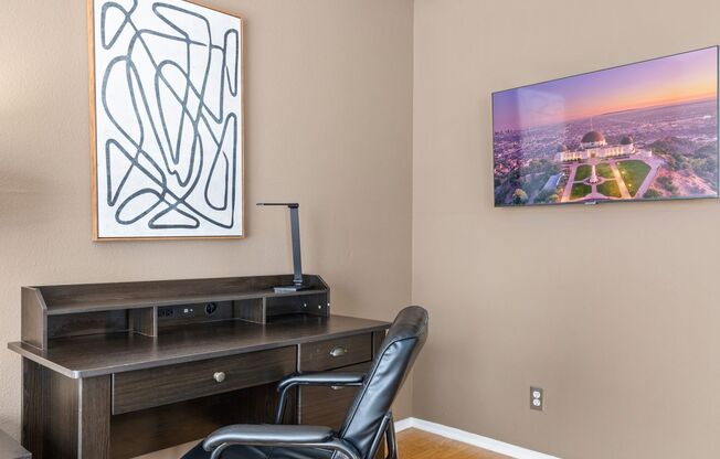 A fully furnished 3 bedroom, 2 bathroom apartment with common areas at 1823 Pelham Ave. Unit 3