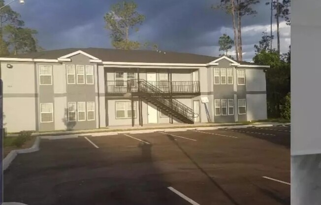 282 GARDNER LN