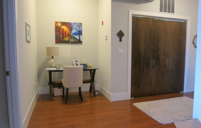 1 bed, 1 bath, 1,023 sqft, $3,550, Unit 220