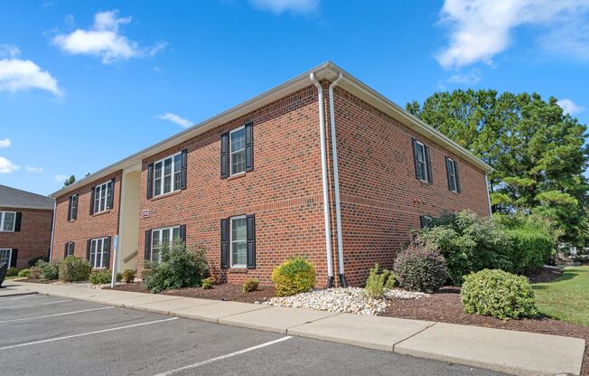 1 bed, 1 bath, $1,395, Unit 3695-D