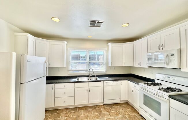 3002-3006 5th Avenue and 428-432 Quince Street
