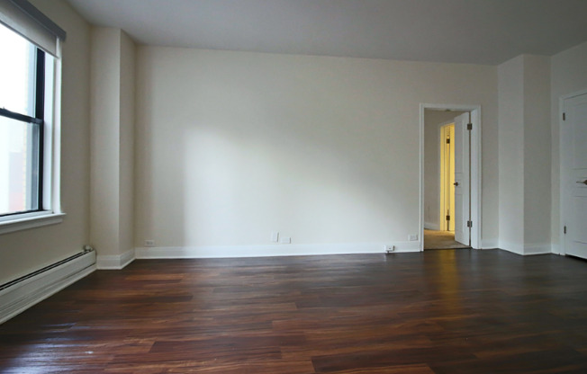 111 MILE VAN DER ROHE WAY