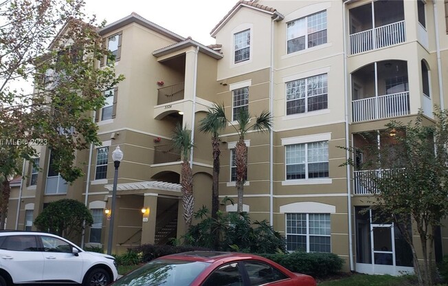 3326 ROBERT TRENT JONES DR